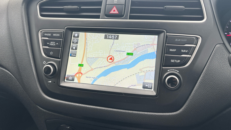 Hyundai i20 1.2 MPi Play 5dr Petrol Hatchback